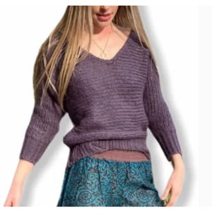 American Eagle Womens Wool Blend Sweater Small Purple Pullover V Neck Winter